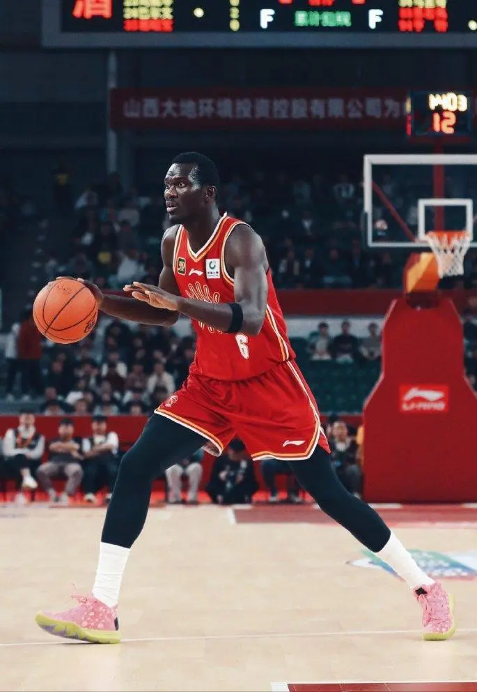 要的那种持, 将罗汉琛, 理的后卫